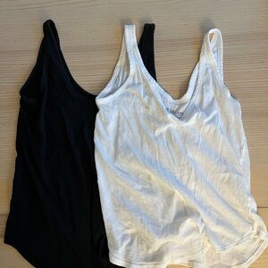 Everlane Black and White Tank Tops